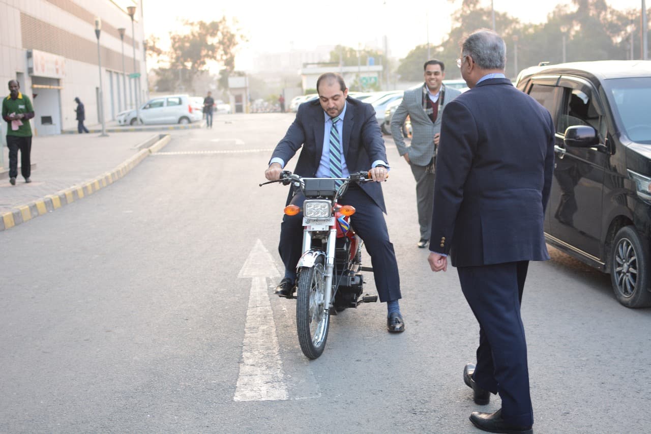 Jolta Electric roadshow: Ride demonstration